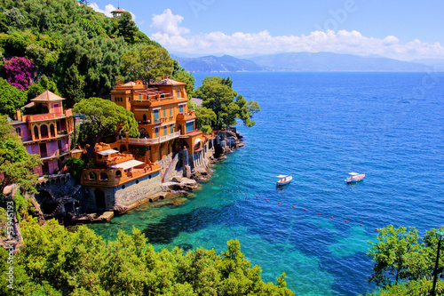 Fotografía Luxury homes along the Italian coast at Portofino