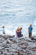 © karepa - glückliche familie am meer