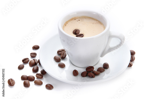 Naklejka - mata magnetyczna na lodówkę Cup of coffee with coffee beans, isolated on white