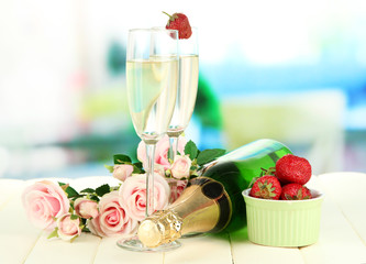 Wall Mural - Romantic still life with champagne, strawberry and pink roses,