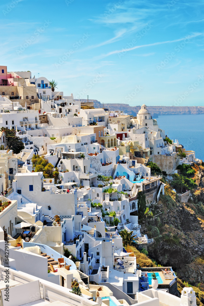 Village of Fira on the slopes of the caldera on the island of Sa - obrazy, fototapety, plakaty 