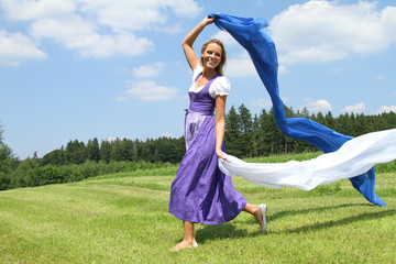 Poster - Frau im Dirndl