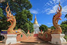 Wat Phra Kaow Don Tao