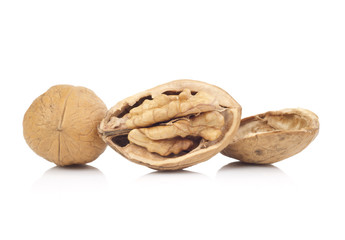 Wall Mural - walnuts isolated on white background