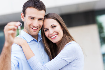 Wall Mural - Couple with keys to new home