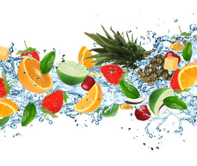 Wall Mural - Fruit with splashing water