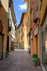 Fototapete - Street view in old town Porlezza
