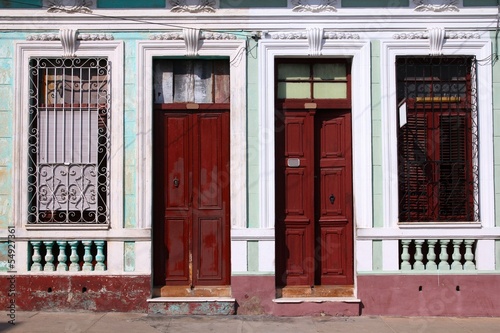 Fototapeta na wymiar Cuba architecture in Cienfuegos