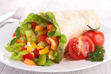 Wall Mural - tortilla wrap with vegetable