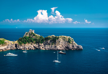 Canvas Print - Amalfi Coast. Landscape with hills and Mediterranean Sea, Italy