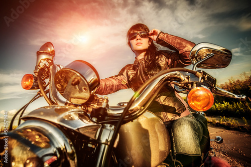 Naklejka dekoracyjna Biker girl on a motorcycle