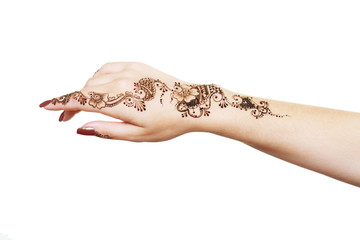 henna applying