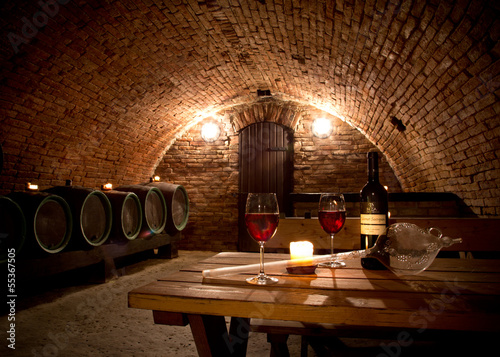 Obraz w ramie Piwnica z beczkami wina