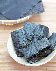 Sticker - Sheet of dried nori ,dried seaweed