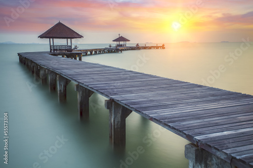 Fototapeta na wymiar Wooded bridge