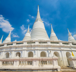 Canvas Print - White Pagoda