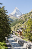 Fototapeta Natura - Zermatt, Spaziergang an der Vispa, Walliser Alpen, Schweiz