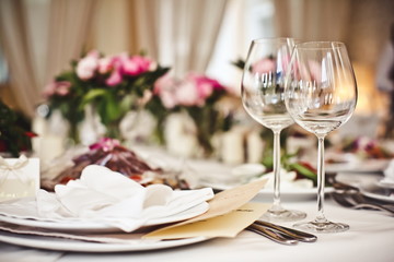 Wall Mural - Empty glasses set in restaurant