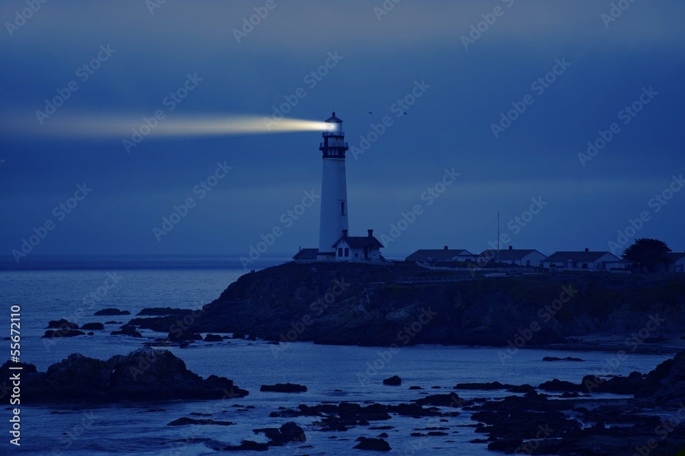 Lighthouse in California - obrazy, fototapety, plakaty 