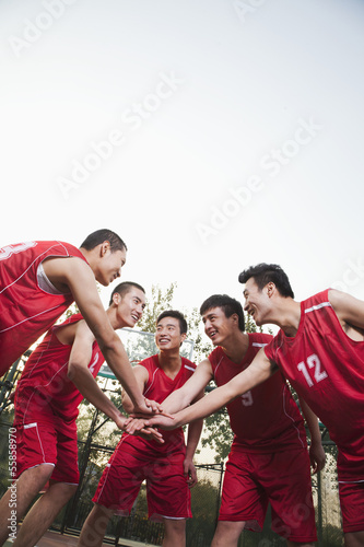 Foto Basketball-Team Gating bereit für das Spiel