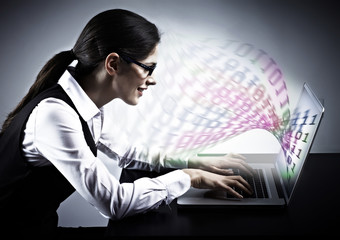 Aufkleber - Woman working with laptop.