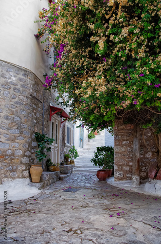 Naklejka - mata magnetyczna na lodówkę Alley in Hydra island, Greece