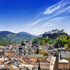 Wall Mural - beautiful Salzburg, view ofold town with castle