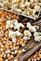 Canvas Print - Popcorn and corn grain