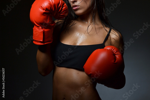 beautiful woman with the red boxing gloves Fototapete