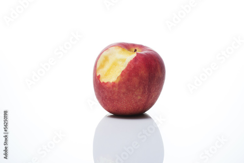 白背景に食べかけの林檎 Stock Photo Adobe Stock 白背景に食べかけの林檎 Stock Photo Adobe Stock