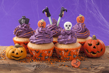 Poster - Group of halloween cupcake