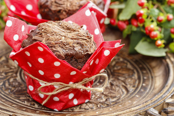 Canvas Print - Chocolate muffins on party table. Selective focus