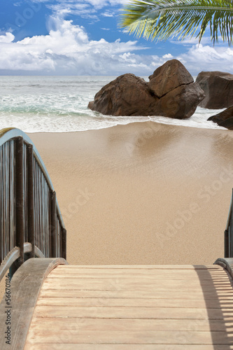 Fototapeta na wymiar plage des Seychelles