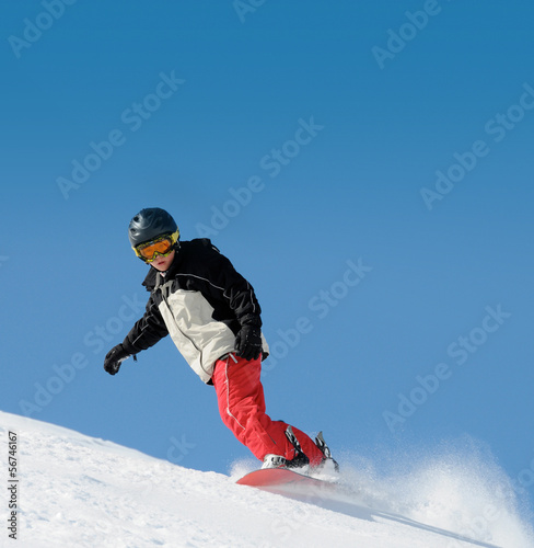 Foto-Stoff bedruckt - Junger Snowboardfahrer (von grafikplusfoto)