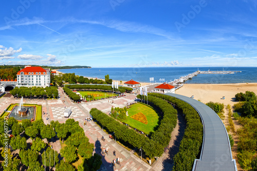 Obraz w ramie View of the pier from the old Lighthouse in Sopot, Poland.