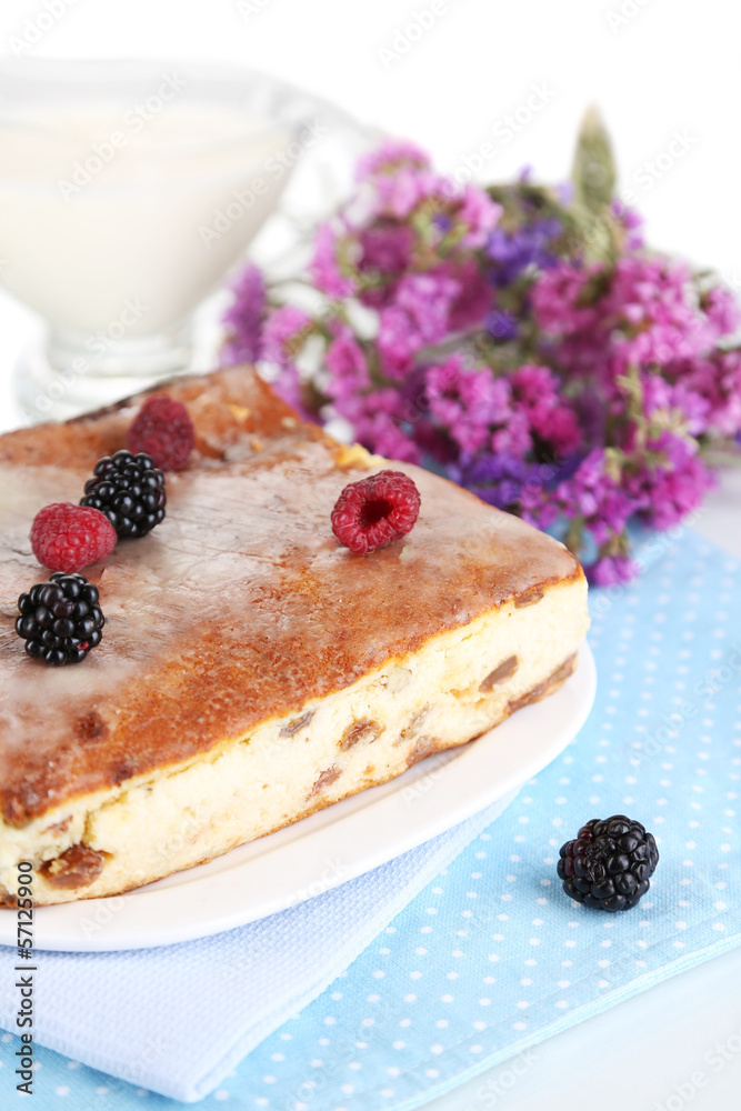 Cheese casserole with raisins