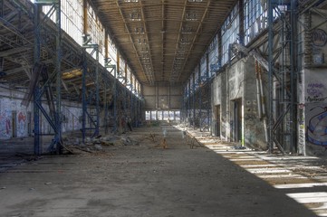 Wall Mural - Verlassene Industriehalle