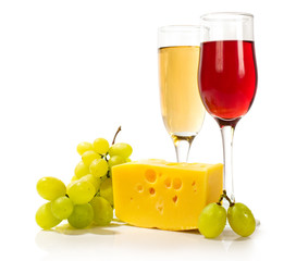 Canvas Print - glasses of white and red wine with cheese and grapes