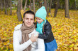 © travnikovstudio - Portrait of Young father walking with his little cute daughter