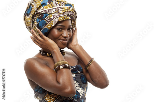 Plakat Beautiful African fashion model in traditional dress.