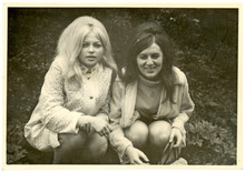 Girlfriends In The Park - Circa 1965