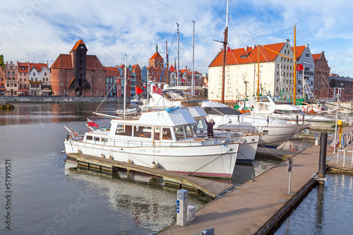 Naklejka na szafę Harbor at Motlawa river in old town of Gdansk, Poland