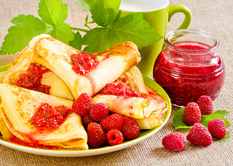 Wall Mural - Homemade pancakes with raspberry jam