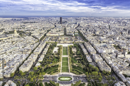 Fotografia Aerial View on Champ de Mars and Invalides in Paris