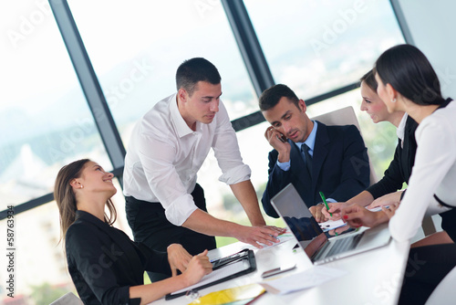 bedruckte Baumwollstoffe - business people group in a meeting at office (von .shock)