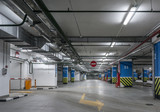 Fototapeta Przestrzenne - Underground parking