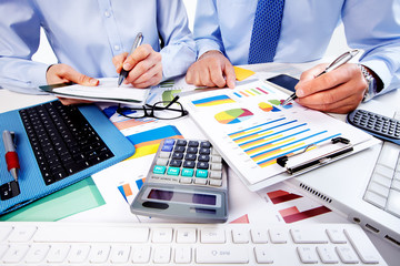Aufkleber - Business team working in the office.