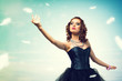 © adam121 - woman dancing