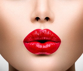 Poster - sexy lips. beautiful make-up closeup
