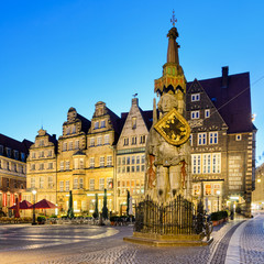 Poster - Die Statue von Roland am Marktplatz von Bremen